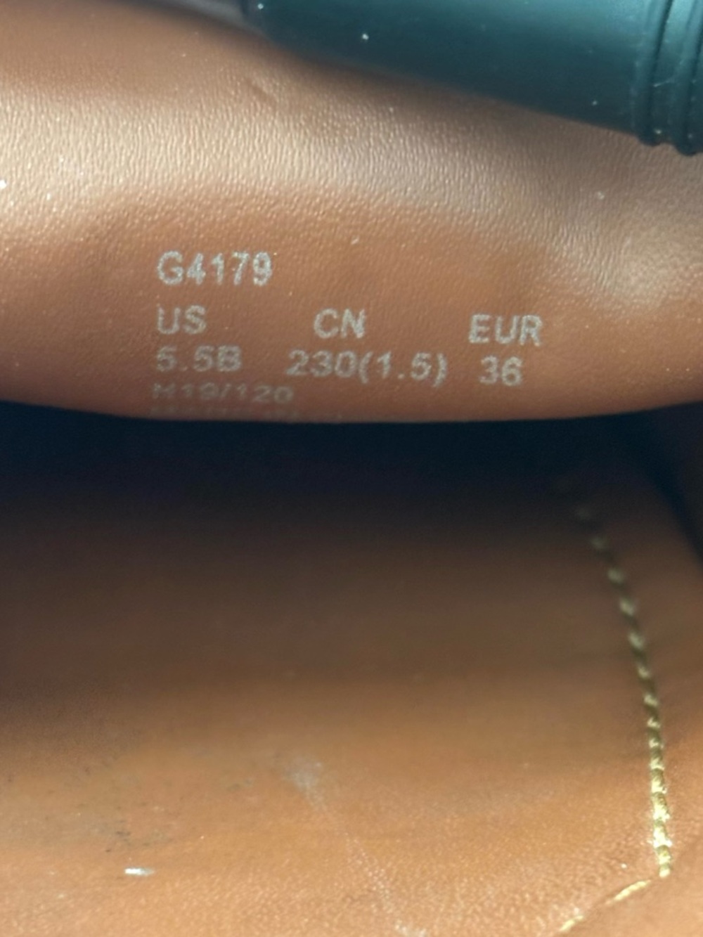 COACH GREENWICH BLACK PEBBLED LEATHER DRIVING LOAFER DECORATIVE “C” LOGO  SZ 5.5 - Picture 6 of 13